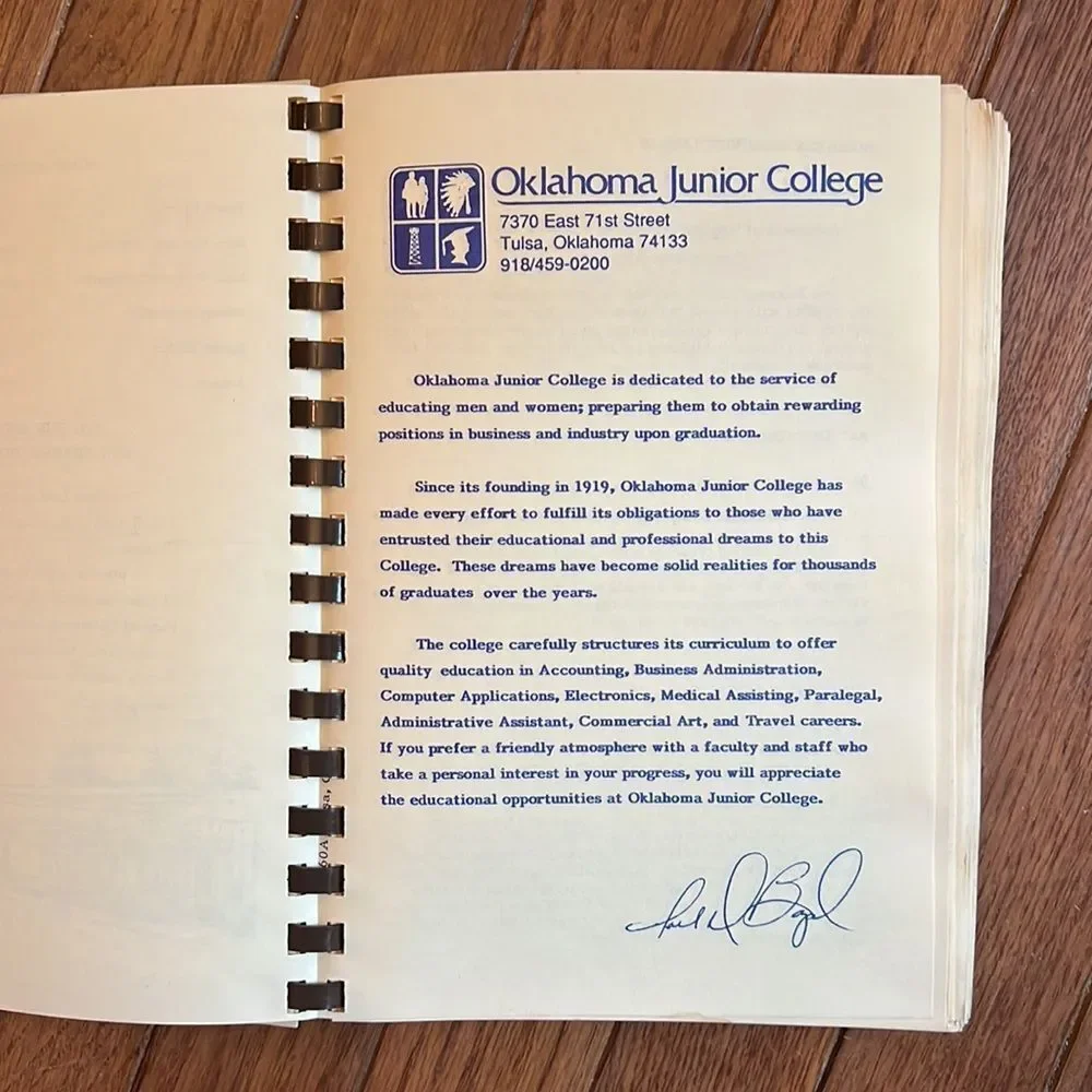 Vintage 1991 Volume 1 OJC Alumni Association‎ Sharing Our Best Cookbook